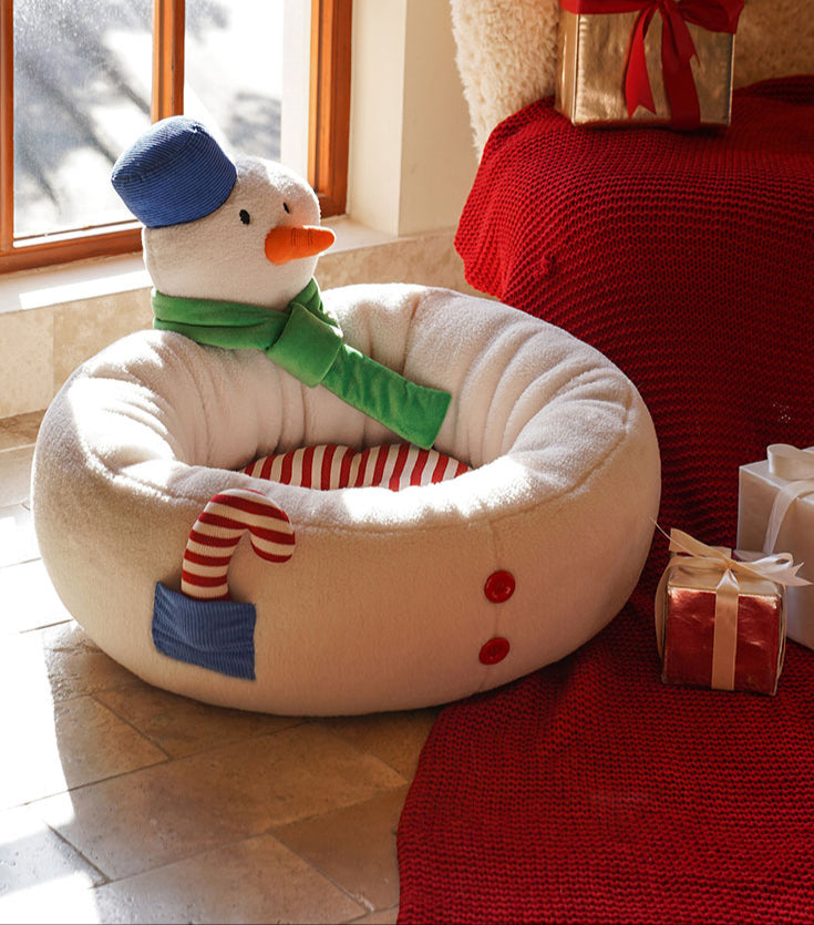 Hug Snowman Cat Bed