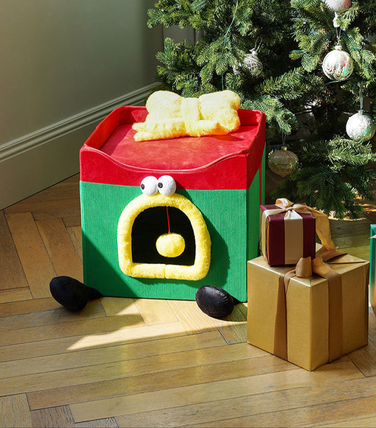 Foldable Christmas Gift Box Cat Bed