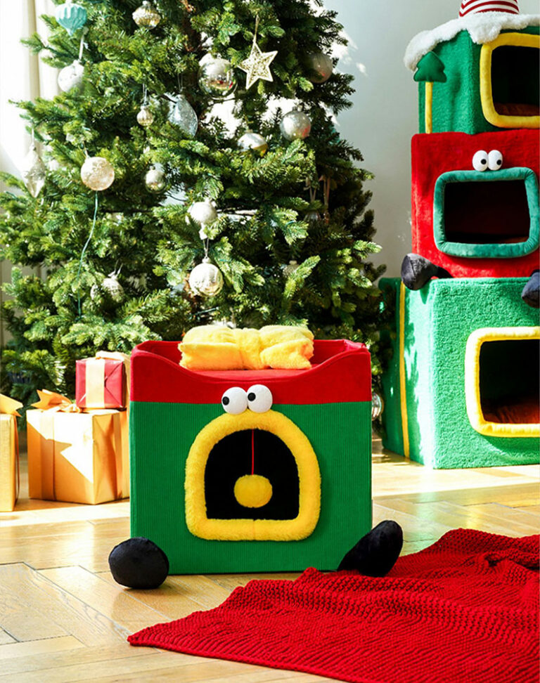 Foldable Christmas Gift Box Cat Bed